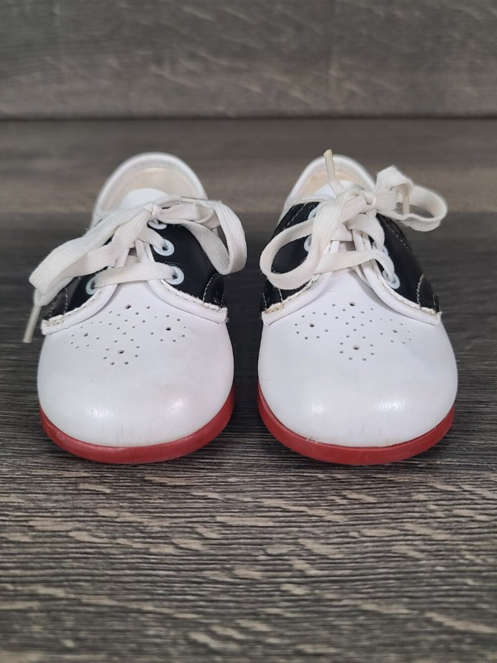 Black and White Toddler Size 3.5D Saddle Shoes - Picture 6 of 10